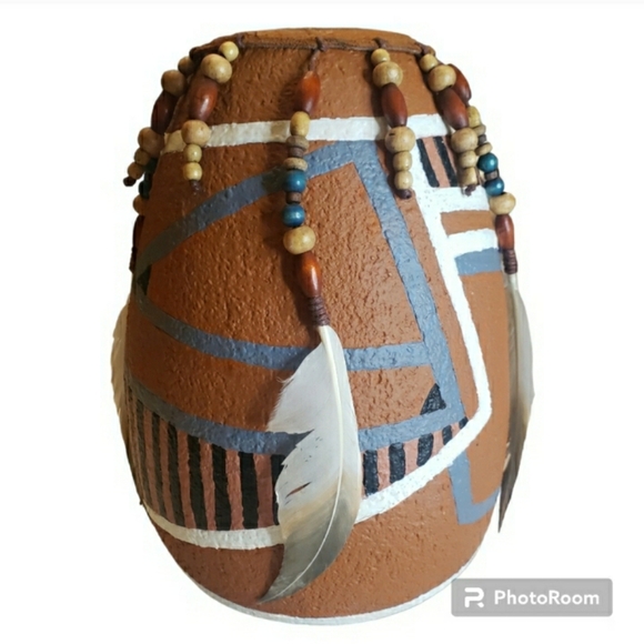 Eagle Spirit Decor Native Indian Clay Vase Mint VTG Ashton Drake 💜 - Picture 6 of 14